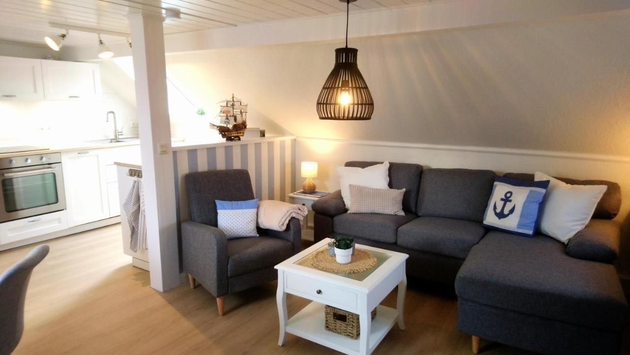 Ferienwohnung Achterdeck - Alte Schmiede Neugarmssiel Schillig Exterior foto